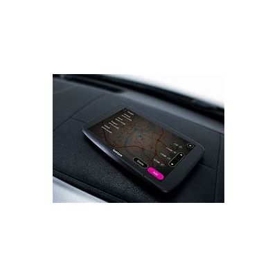 TomTom GO Navigator car sat nav (Extra-large 7\" screen, rea"