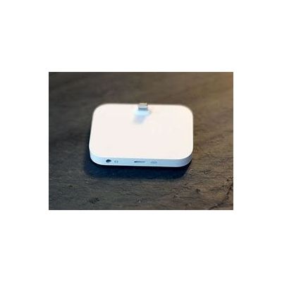 IPHONE LIGHTNING DOCK