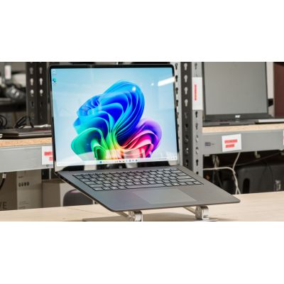Surface Laptop 15\" 7th génération"