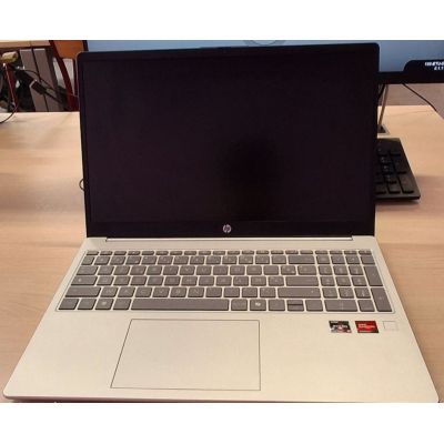 pavilion 15-eg0104nf - argent  i5-1135g7 - intel iris xe - 8