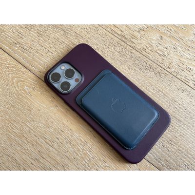 iphone finewoven wallet