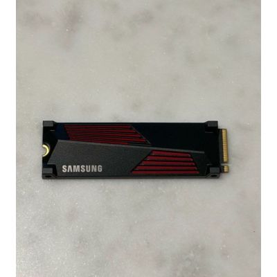 ssd interne samsung 990 pro 2 to pour ps5 avec dissipateur