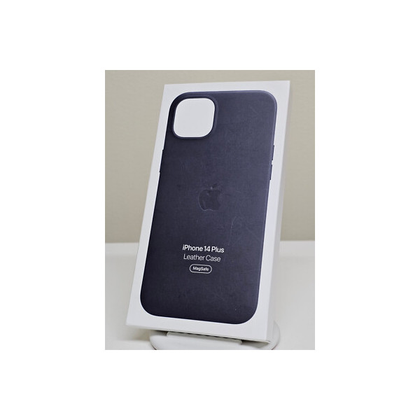 iphone 14 plus leather case midnight