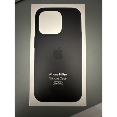 iphone 14 pro silicone case midnight