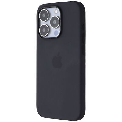iphone 15 pro silicone case black